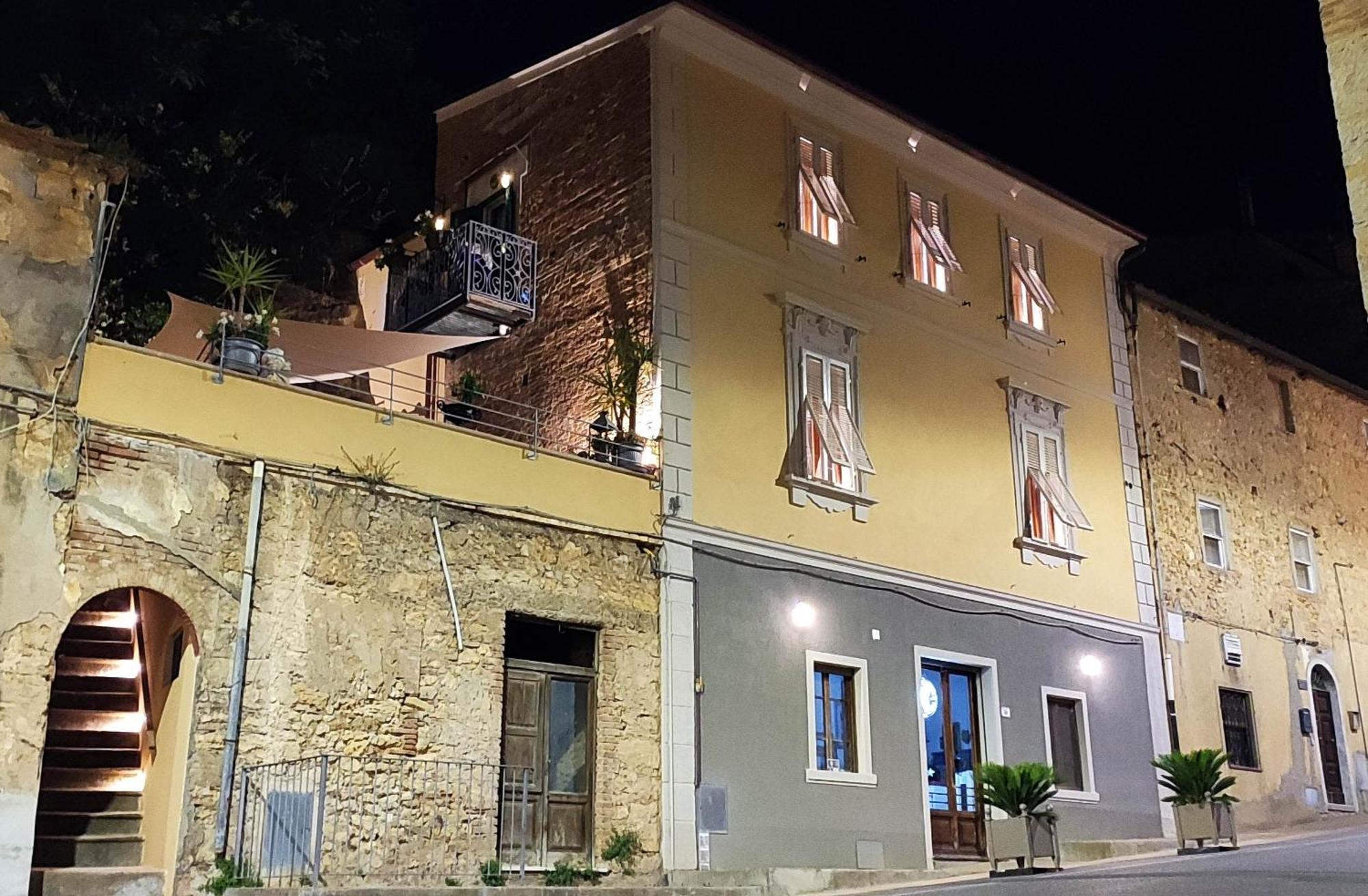 Residenza D'Epoca Cavaliere - Romantic Rooms Bibbona Exterior photo